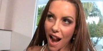 Victoria Valentino big tit MILF (Victoria Valentina)