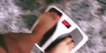 Fat Asian Can't See the PUSSY