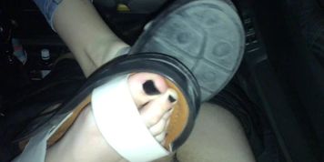 Dirty Soles And Dirty Sandal Footjob in Car - Cumshot - FootRelaxxx (FootRelaxxx FootRelaxxx)