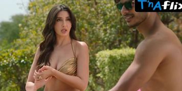 Bhumi Pednekar Lesbian,  Butt Scene  in The Royals