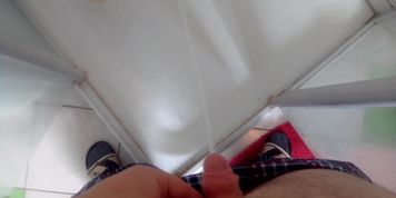 Teen Boy piss in shower