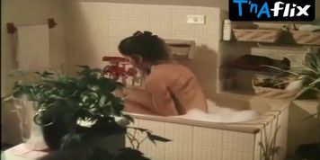 Petra Scharbach Sexy Scene  in Tre Giorni Damore