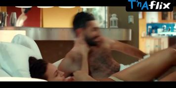 Natalya Zemtsova Breasts Scene  in Chto Tvoryat Muzhchiny! 2