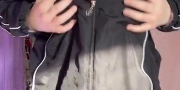Jacket hides big naturals