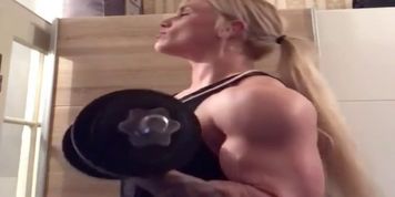 Blonde Muscle Monster (FBB) (Tania Amazon)