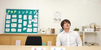 Screw Close Female Friend Sitting At The Same Table On The Class