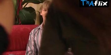 Ekaterina Krupenina Lesbian,  Breasts Scene  in Stervy, Ili Strannosti Lyubvi