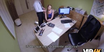 VIP4K. Mujer no duda en ligar con el poderoso prestamista