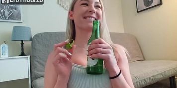 Stpeach Full Live Pussy, Butthole & landing strip