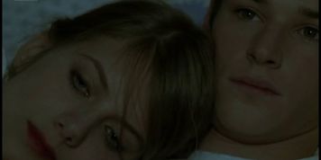 Melanie Laurent - Topless - La Dernier Jour (2005)
