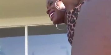Black Beauty Gets Fucked Rough Like She Likes It (Black anaconda, Bootylicious)