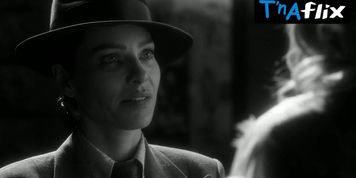 Tricia Helfer Lesbian Scene  in Lucifer