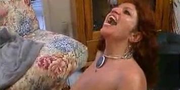 Fast tongue for french maid facial
