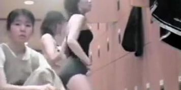 Hidden cam in locker room shooting nude Asian women