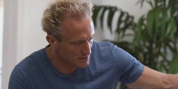 Cheater Housewife Charlie Ford Fucks The Mechanic