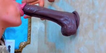 Wettest lips eVer