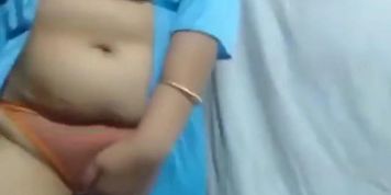 Home Alone Indian Housewife Seducing Herself and Fingering Pussy