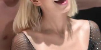 Mega Ultra Beauty gets Fucked in the Slit