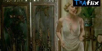 Helen Hunt Sexy Scene  in A Good Woman