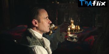 Yuliya Khlynina Sexy Scene  in Elizaveta