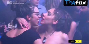 Danik Michell Sexy Scene  in Acapulco Shore