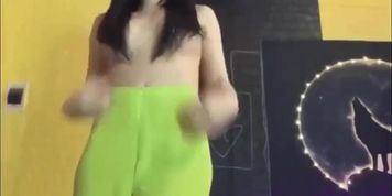 [Việt Nam] [Full Video] C&ocirc; Gi&aacute;o Hương Dạy T&igrave;nh Dục Với Sextoy &ndash; Phần 2