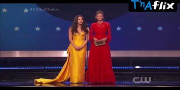 Jeanine Mason Breasts Scene  in Jeanine Mason The 24Th Annual Critics' Choice Awards