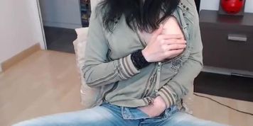Japan Cute Slut Orgasm On Webcam