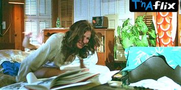 Belinda Balaski Breasts Scene  in The Howling