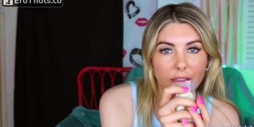 Angelique ASMR (Agnes Blond)