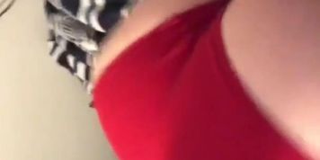 Thick White Girl Bouncing Fat Ass