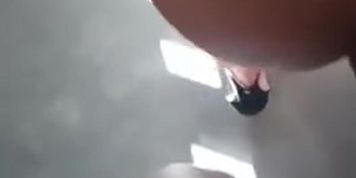 Encore une belle chatte bien lim&eacute;e - Cougar &agrave; khel adore se faire d&eacute;foncer le trou