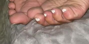 Secret Cum on Size 6 Wrinkled Soles