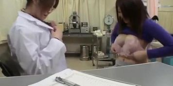 Lesbian Gynecologist [Voyuer] [Japanese Stap-On]