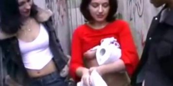 hot handjob - video 4