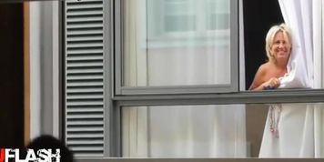 Hotel Flasher - One Guest Sees His Cock And Fl ...