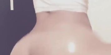 wide hips, no share Name