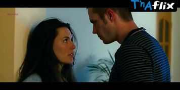 Kate Magowan Breasts Scene  in Screwed
