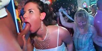 A massive orgy with Sandra Kalerman and other bombshells (Carmen Cocks)