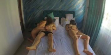 My busty stepsis let me fuck her pussy while girl in same bed