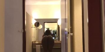 Dely big ass