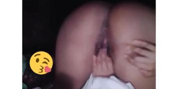 Que ricas las babas de mi chucha rosada y de mi ano cerrado.....