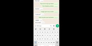 New Latina Tinder Babe: 18 & Ready to Chat