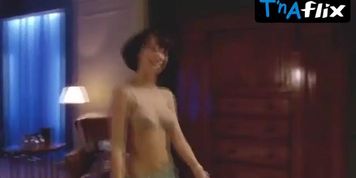 Jennifer Love Hewitt Underwear Scene  in The Truth About Love