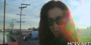 Pussy annihilation for a curvy chick