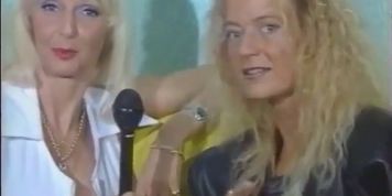 vintage sandra fox & diana kaisers