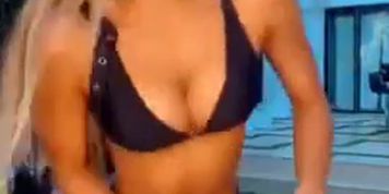 Sexiest blonde on tiktok Shakes ass in bikini (camel toe)