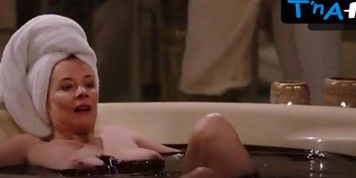 Katja Riemann Sexy Scene  in Herrliche Zeiten
