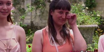 Australian bride tongued