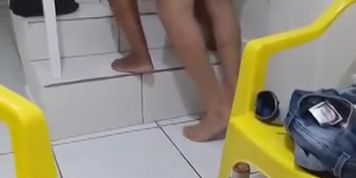 BATE NESSA PUTA QUE GOSTA DE PICA
